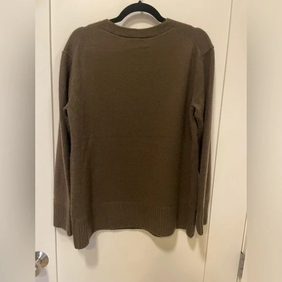 Vince 100% cashmere chocolate brown sweater SZ M $325 - Picture 4 of 4
